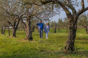 The Portuguese are delighted with Istrian wines and olive oils