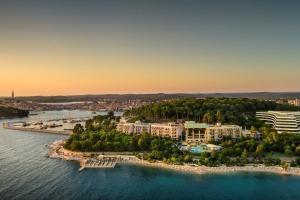 Premiere presentation at the Decanter Fine Wine Encounter in London