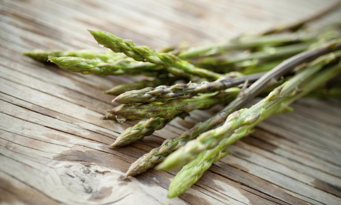 Wild plants and asparagus
