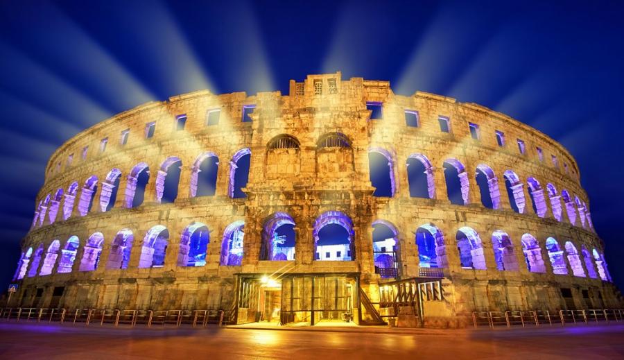Mega Stars in the Arena